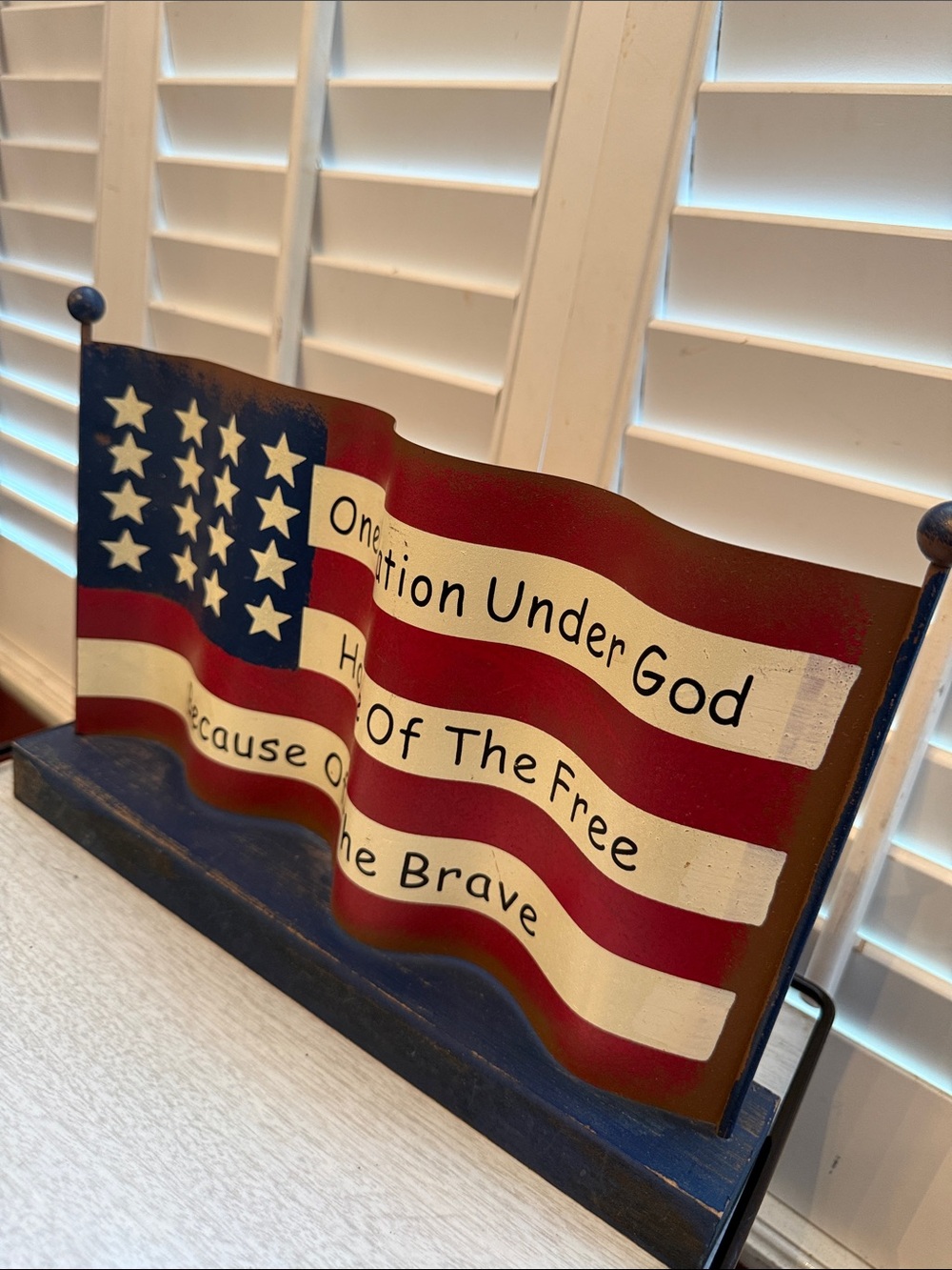 Patriotic Decorative American Flag Sign - Red, White & Blue